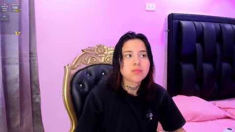 Nixie online show from October 13, 2025, 12:38 pm