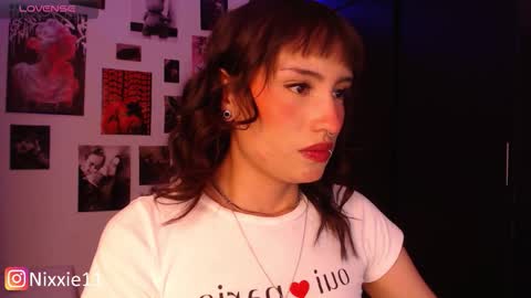 Nixxie  online show from November 17, 2025, 1:22 am