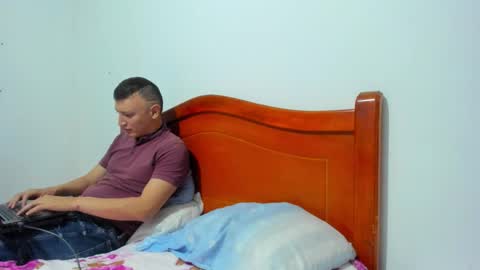 Emma - Mike online show from October 22, 2025, 3:51 am