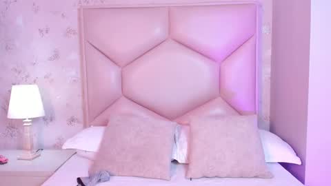   ambarsulliva  online show from October 4, 2025, 11:41 am