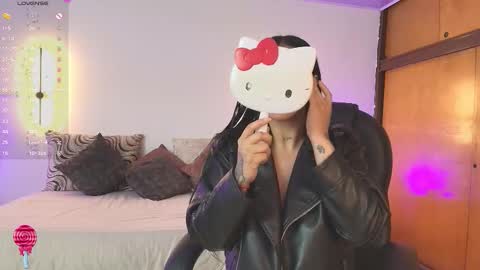 Snapshot of noa_megan chatting on October 10, 2025, 12:15 pm Gaby Megan Juliana online show from October 10, 2025, 12:15 pm