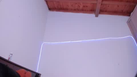 Sara  online show from November 14, 2025, 9:13 pm