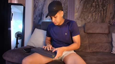 Snapshot of noah_blackk chatting on February 10, 2026, 1:26 pm noah_blackk online show from February 10, 2026, 1:26 pm