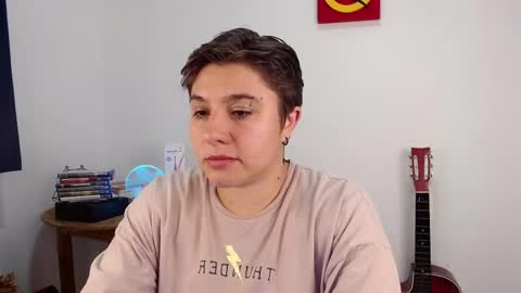 Snapshot of noah_blue7 chatting on January 16, 2025, 11:16 pm Noah online show from January 16, 2025, 11:16 pm