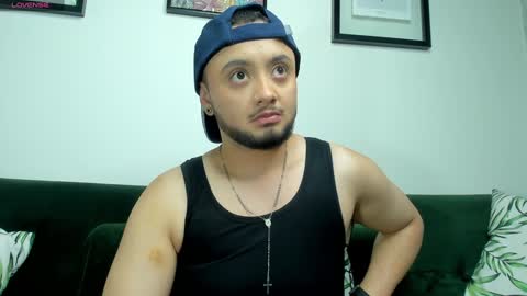 Snapshot of noah_devil chatting on January 26, 2025, 4:09 am Noah online show from January 26, 2025, 4:09 am