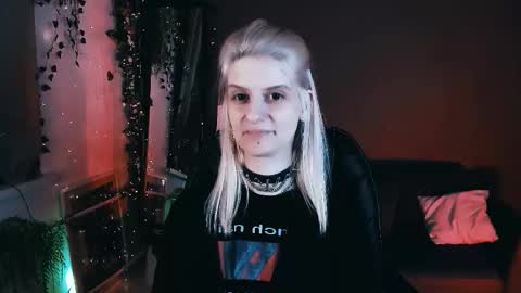 REAL name LiaDM are always open online show from September 20, 2025, 9:05 pm