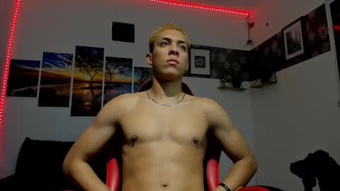 noah_flynn1 online show from February 26, 2026, 6:45 am