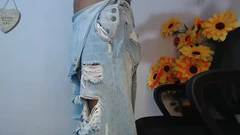 Noah Millers online show from February 20, 2025, 1:25 am