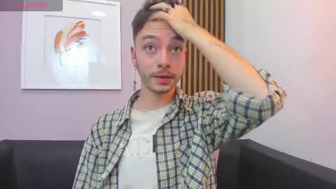 Snapshot of noah_ricci_ chatting on December 3, 2024, 12:06 pm online show from December 3, 2024, 12:06 pm