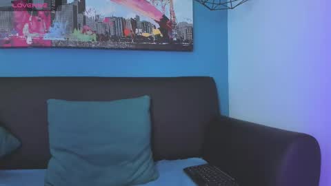 Snapshot of noah_ricci_ chatting on December 14, 2024, 12:44 pm online show from December 14, 2024, 12:44 pm