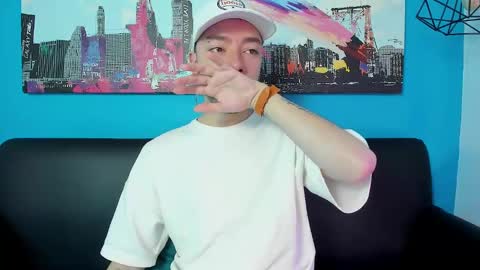 Snapshot of noah_ricci_ chatting on January 13, 2025, 12:02 pm online show from January 13, 2025, 12:02 pm