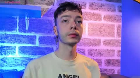 Snapshot of noah_ricci_ chatting on September 20, 2025, 12:39 pm online show from September 20, 2025, 12:39 pm