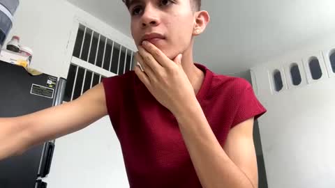 Snapshot of noah_tyler_ chatting on January 26, 2025, 7:41 pm noah tyler online show from January 26, 2025, 7:41 pm