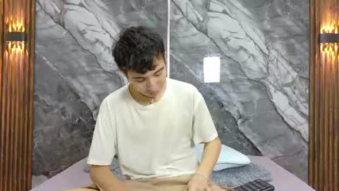 Snapshot of noahwalker__ chatting on July 14, 2026, 11:05 am online show from July 14, 2026, 11:05 am