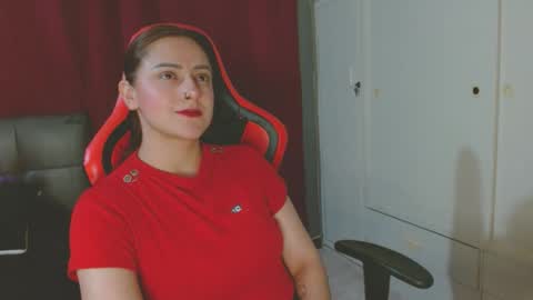 Snapshot of noamartin_ chatting on December 5, 2024, 3:15 am Noamartin online show from December 5, 2024, 3:15 am