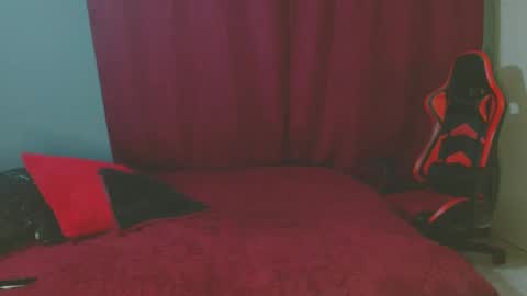 Snapshot of noamartin_ chatting on January 31, 2025, 12:17 am Noamartin online show from January 31, 2025, 12:17 am