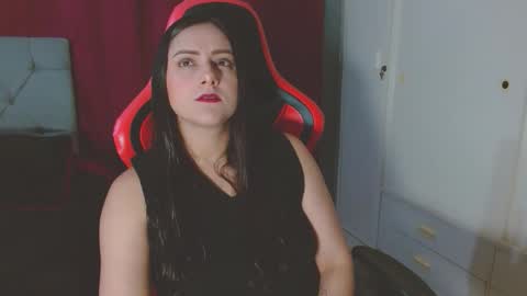 Noamartin online show from January 19, 2026, 12:58 am