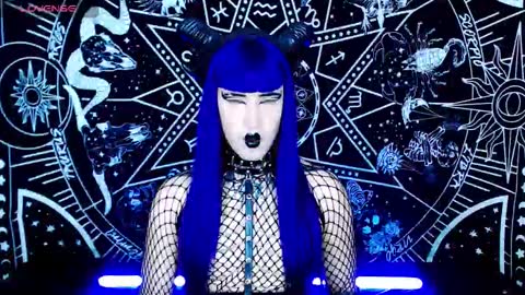 caroline online show from October 2, 2025, 11:45 pm