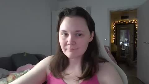 Snapshot of nodarell chatting on November 25, 2025, 3:56 pm nodarell online show from November 25, 2025, 3:56 pm