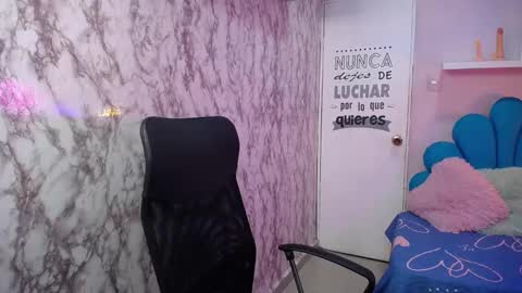 Snapshot of noelia_milfs chatting on October 10, 2025, 7:13 pm noelia_milfs online show from October 10, 2025, 7:13 pm