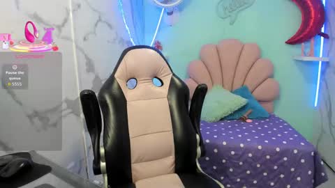 Snapshot of noelia_milfs chatting on October 17, 2025, 2:59 am noelia_milfs online show from October 17, 2025, 2:59 am