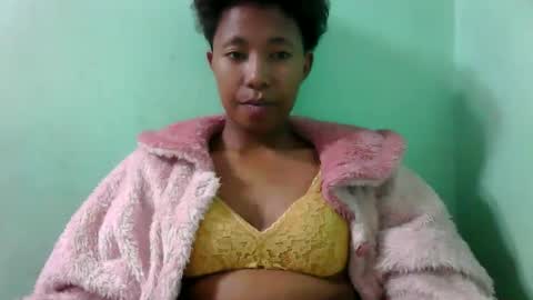 Snapshot of noella711128 chatting on October 6, 2025, 6:33 am noella711128 online show from October 6, 2025, 6:33 am