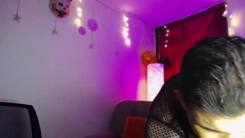 Snapshot of noha_lux1 chatting on September 17, 2025, 1:02 pm Noha Lux online show from September 17, 2025, 1:02 pm