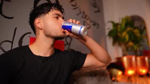 kevin online show from December 21, 2025, 1:02 am