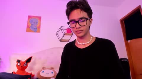 noha_natan online show from October 4, 2025, 12:03 pm