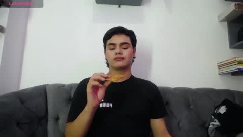 Snapshot of noha_roux chatting on May 26, 2026, 12:34 pm noha online show from May 26, 2026, 12:34 pm