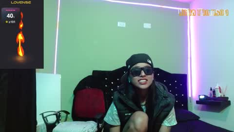 Noha Thomson online show from October 21, 2025, 12:22 am