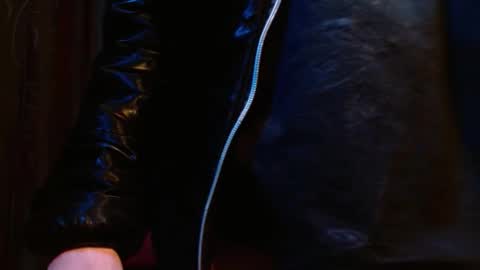 Noha Thomson online show from November 7, 2025, 6:35 am