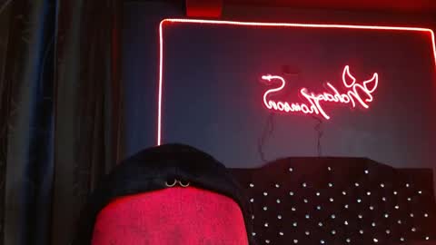 Snapshot of noha_thomson chatting on May 5, 2026, 11:35 pm Noha Thomson online show from May 5, 2026, 11:35 pm