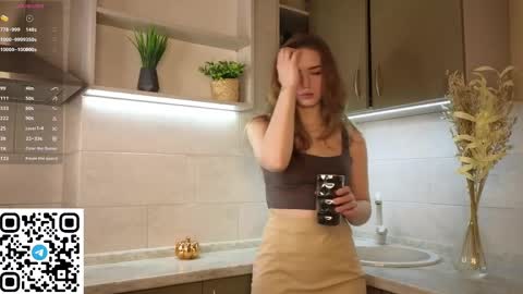 Sophie online show from April 4, 2026, 6:11 am