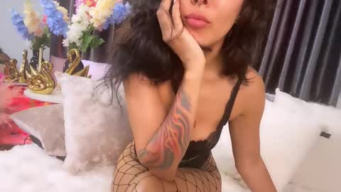 noirelysia online show from January 9, 2026, 7:11 am