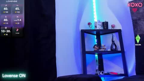 Nolan  online show from February 25, 2026, 6:39 pm