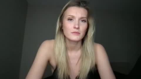 nolan_xx online show from February 2, 2026, 6:34 am