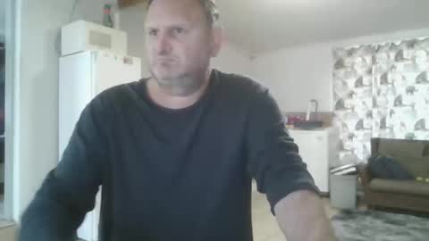Snapshot of nollie244 chatting on May 17, 2026, 6:44 am Nollie online show from May 17, 2026, 6:44 am