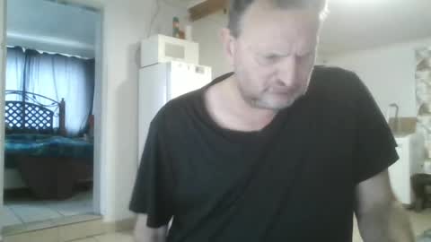 Snapshot of nollie244 chatting on June 14, 2026, 6:15 am Nollie online show from June 14, 2026, 6:15 am