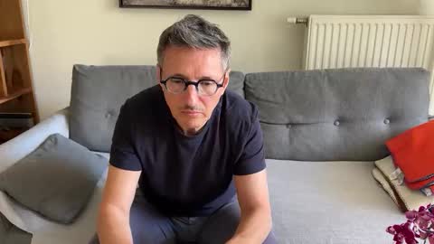 nolo34 online show from April 1, 2026, 1:41 pm