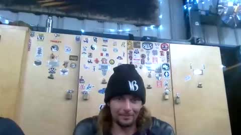 Snapshot of nomadicouple chatting on October 27, 2025, 5:55 am nomadicouple online show from October 27, 2025, 5:55 am