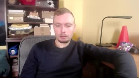 J. online show from November 1, 2025, 2:08 pm