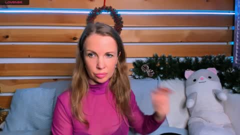 Snapshot of nora_adamss chatting on January 3, 2025, 12:54 am Nora online show from January 3, 2025, 12:54 am