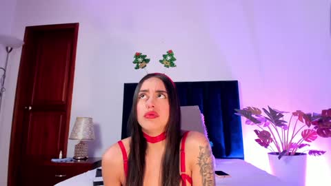 Nora Da Silva online show from December 20, 2024, 4:20 am