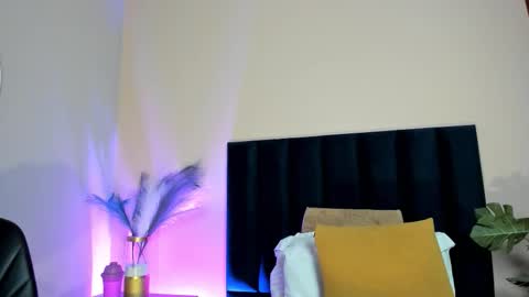 Nora Da Silva online show from January 7, 2026, 12:57 am