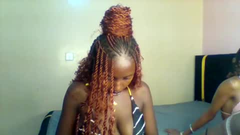 Snapshot of norababy20 chatting on May 22, 2026, 8:10 am Norababy20 online show from May 22, 2026, 8:10 am