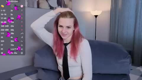 Elina online show from October 15, 2025, 10:15 am