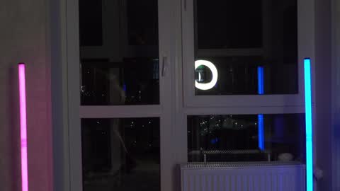 Eva online show from December 9, 2024, 3:22 pm