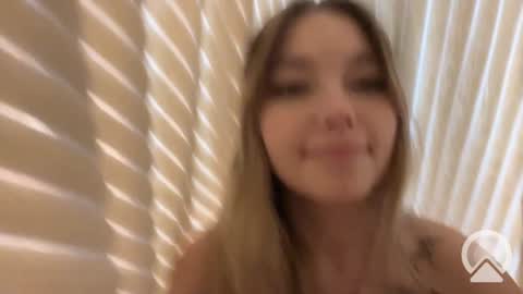 Eva online show from January 14, 2025, 7:43 pm