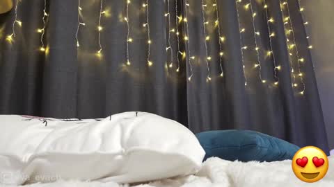 Eva online show from February 8, 2025, 8:21 pm